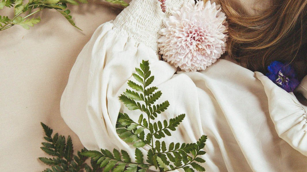 Olive Anemone -malliston lanseeraus 2.2.2022 - Kaiko Clothing Company Oy