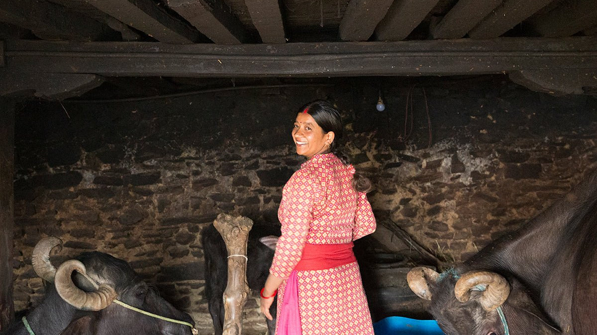 Tammikuun terveisiä Lalitpurista! 30-vuotias Srijana saa voimaa muista naisista - Kaiko Clothing Company Oy