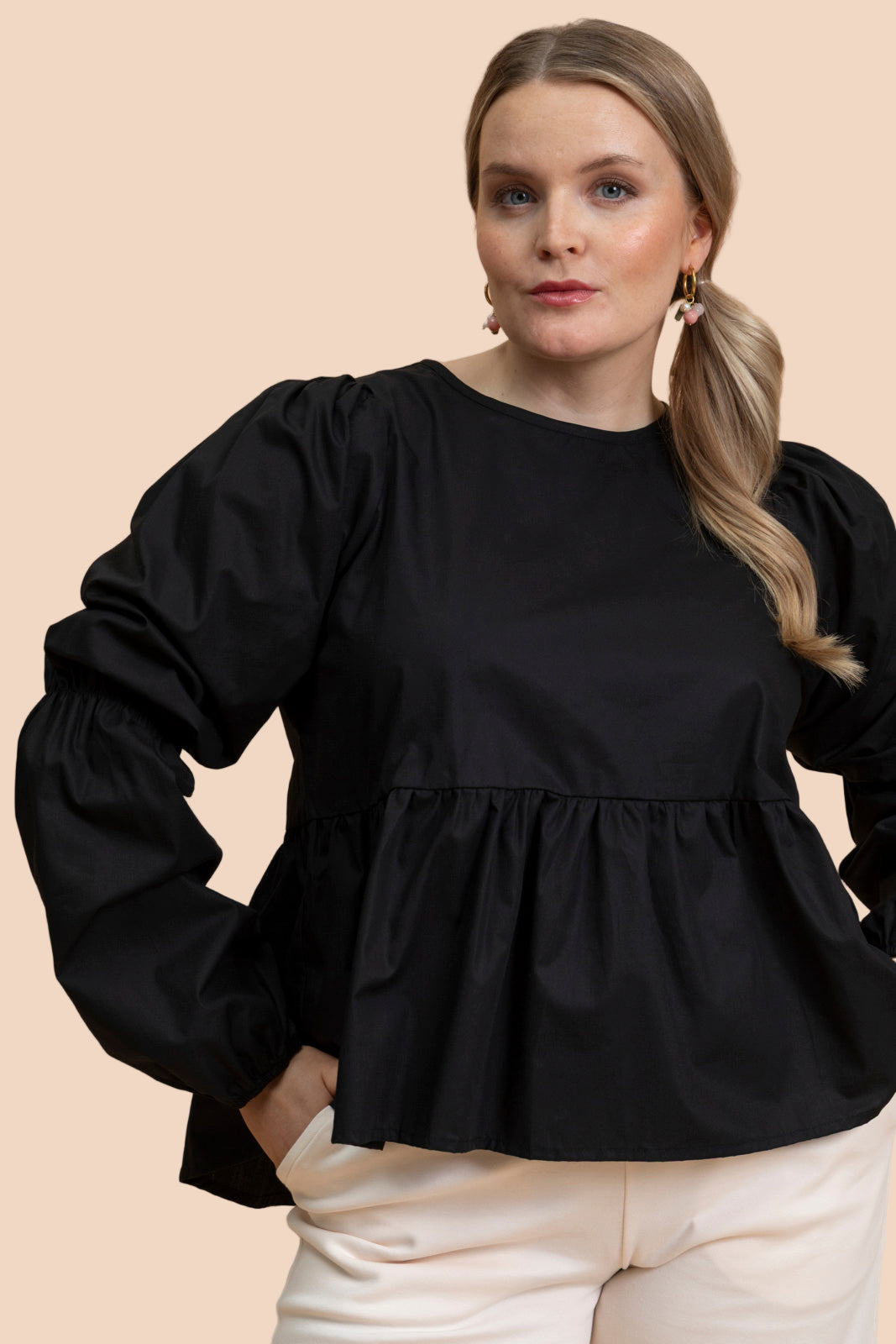 | modelheight:166, size:M