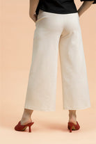 Naisten kermanvalkoiset culottes-housut