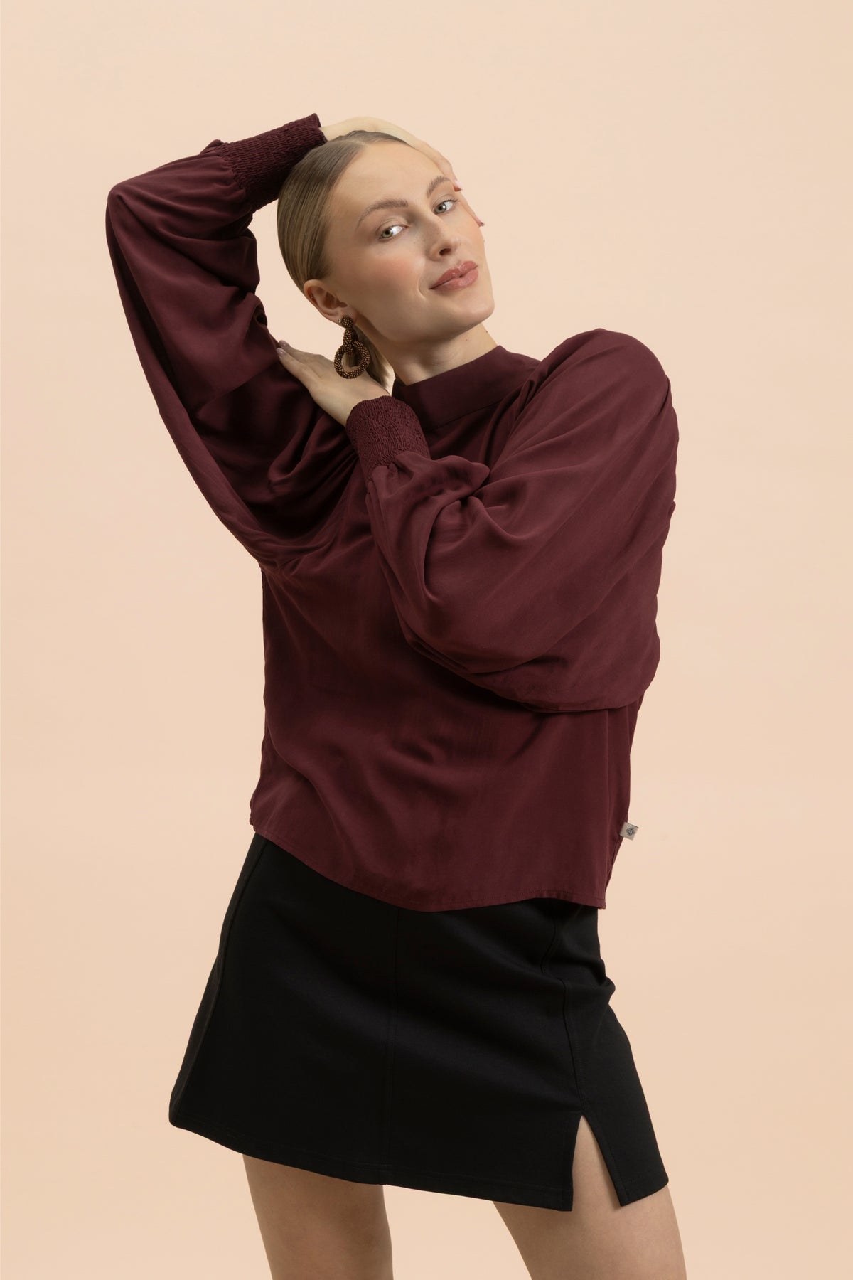 | modelheight:172, size:XS