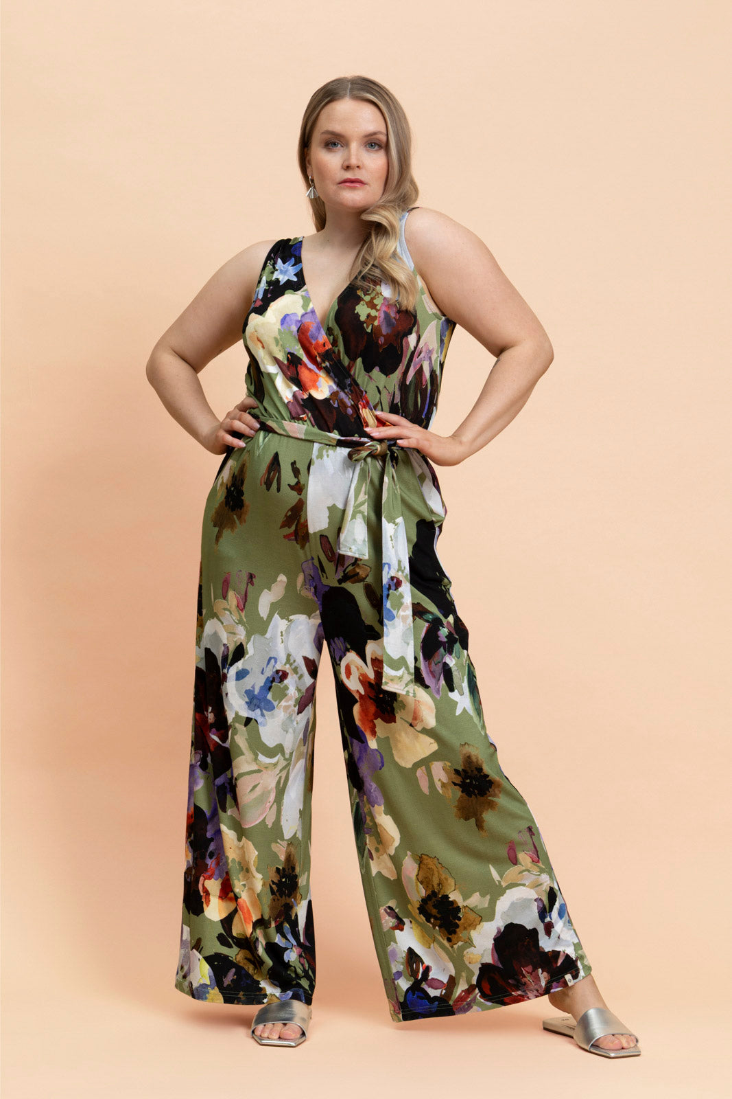 | modelheight:166, size:M