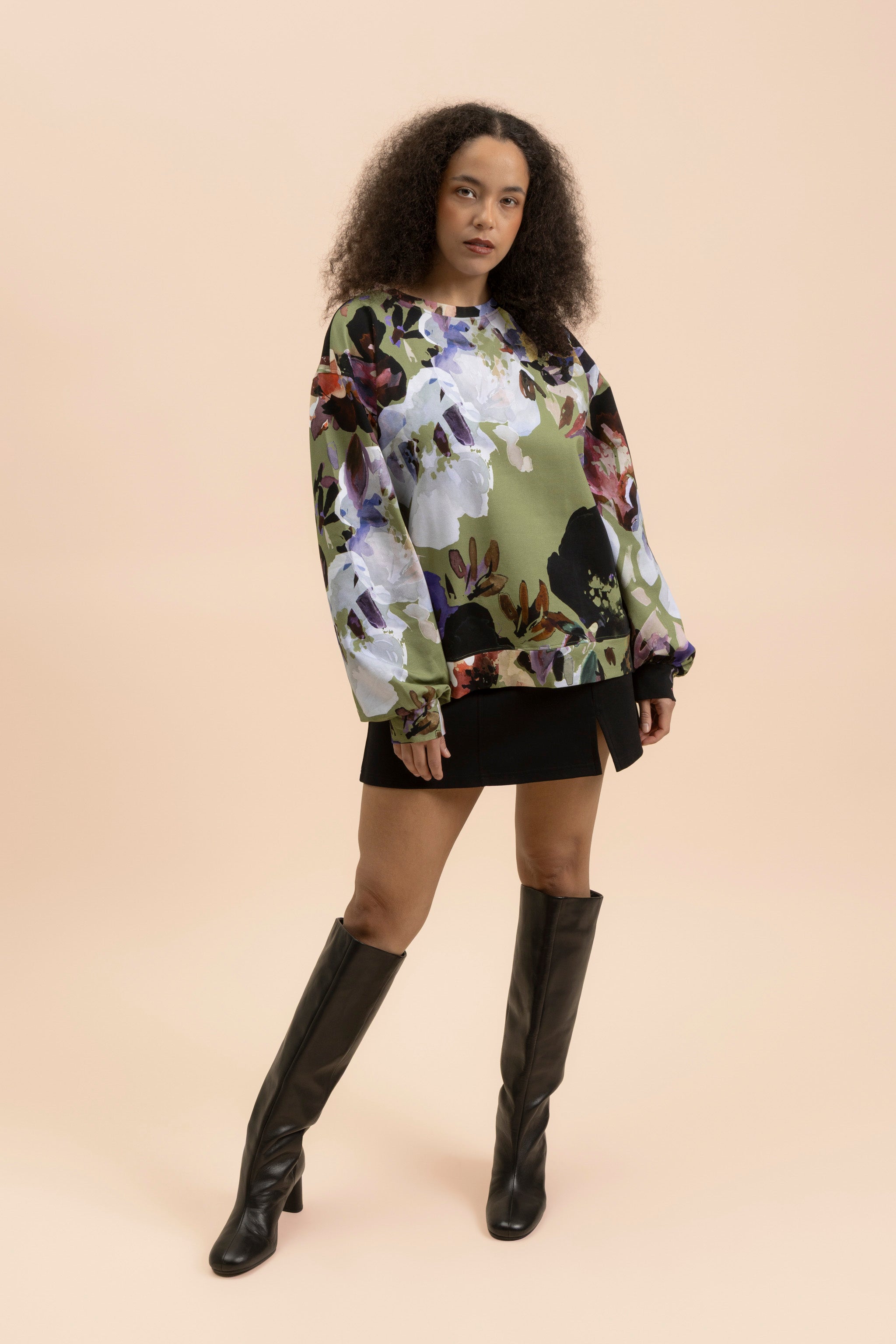 | modelheight:169, size:L