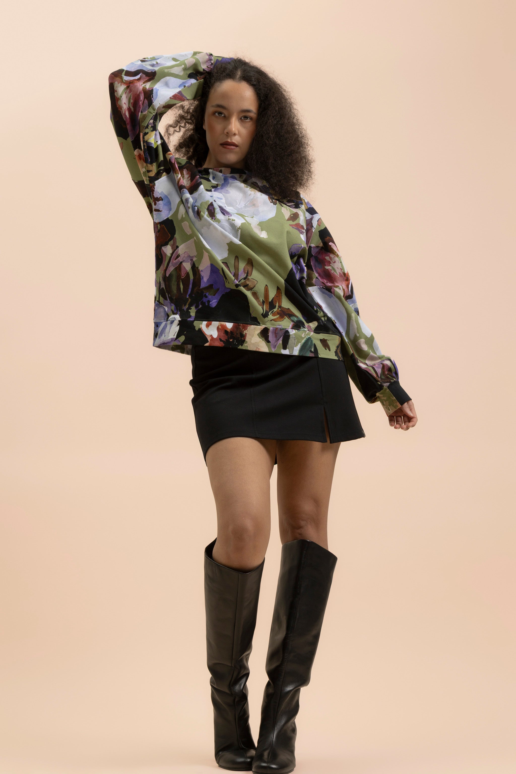 | modelheight:169, size:L
