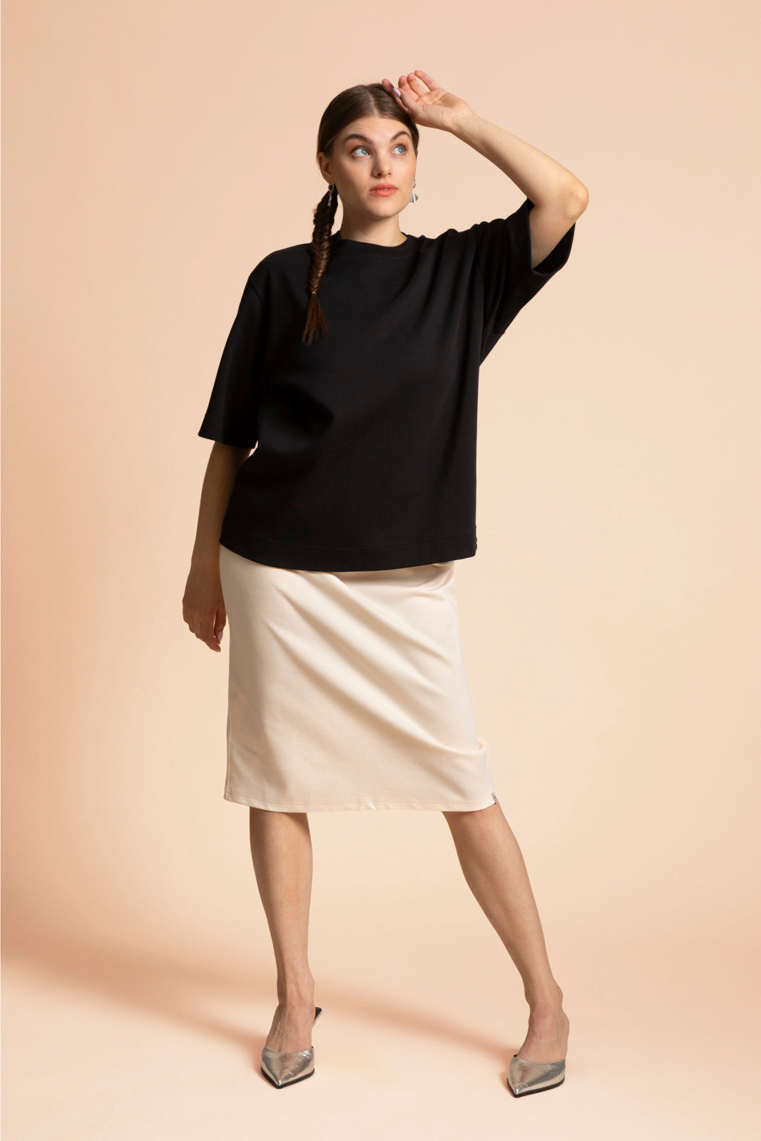 Naisten kermanvalkoinen kynähame