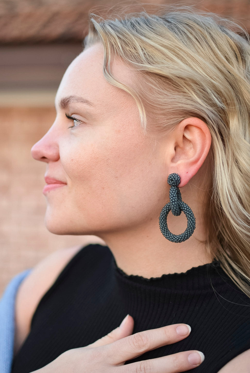 Nepalissa käsintehdyt naisten helmikorvakorut