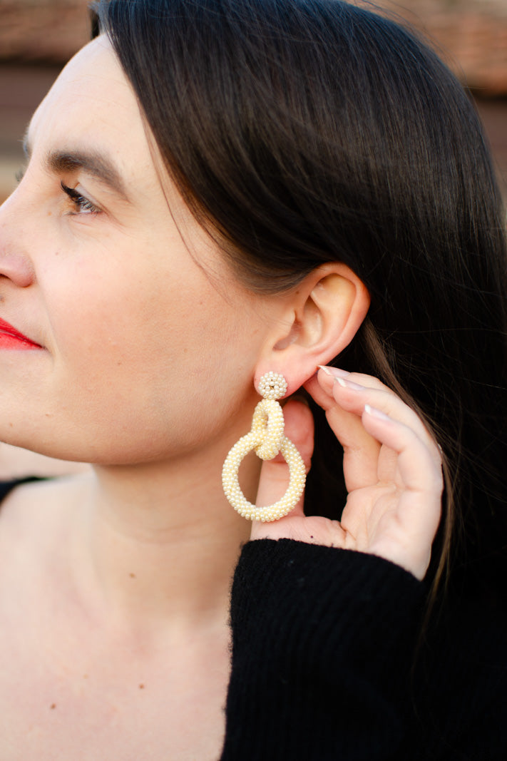 Nepalissa käsintehdyt naisten helmikorvakorut