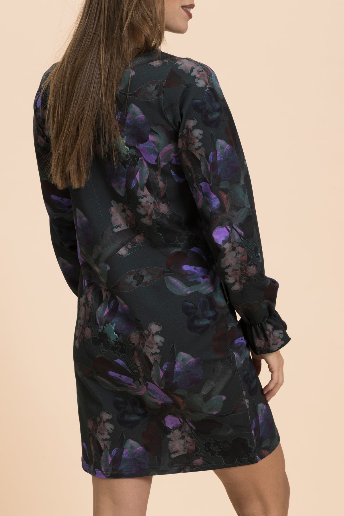 | modelheight:175, size:XS