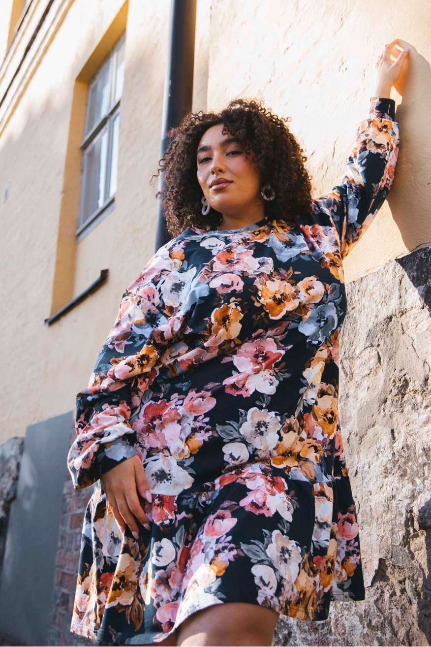 | modelheight:161, size:XL