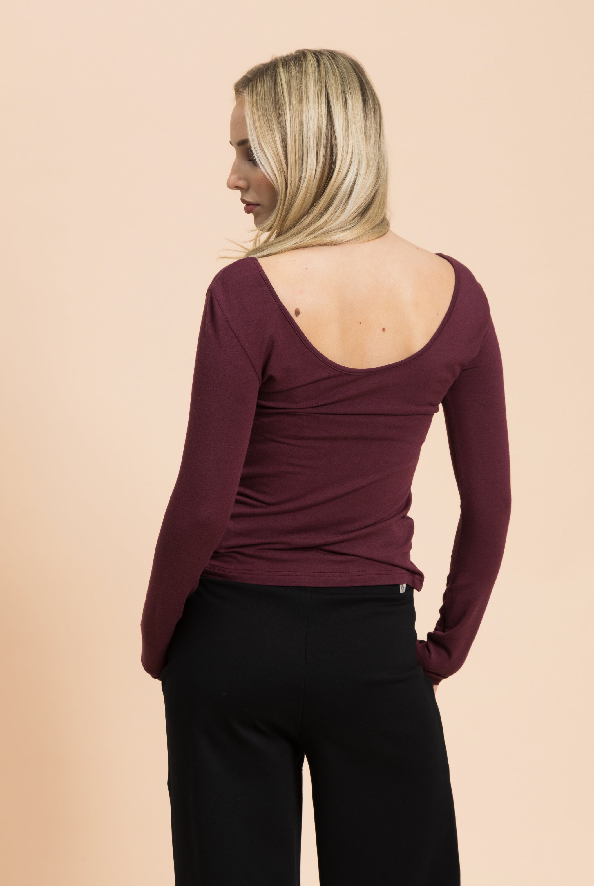 | modelheight:168, size:XS