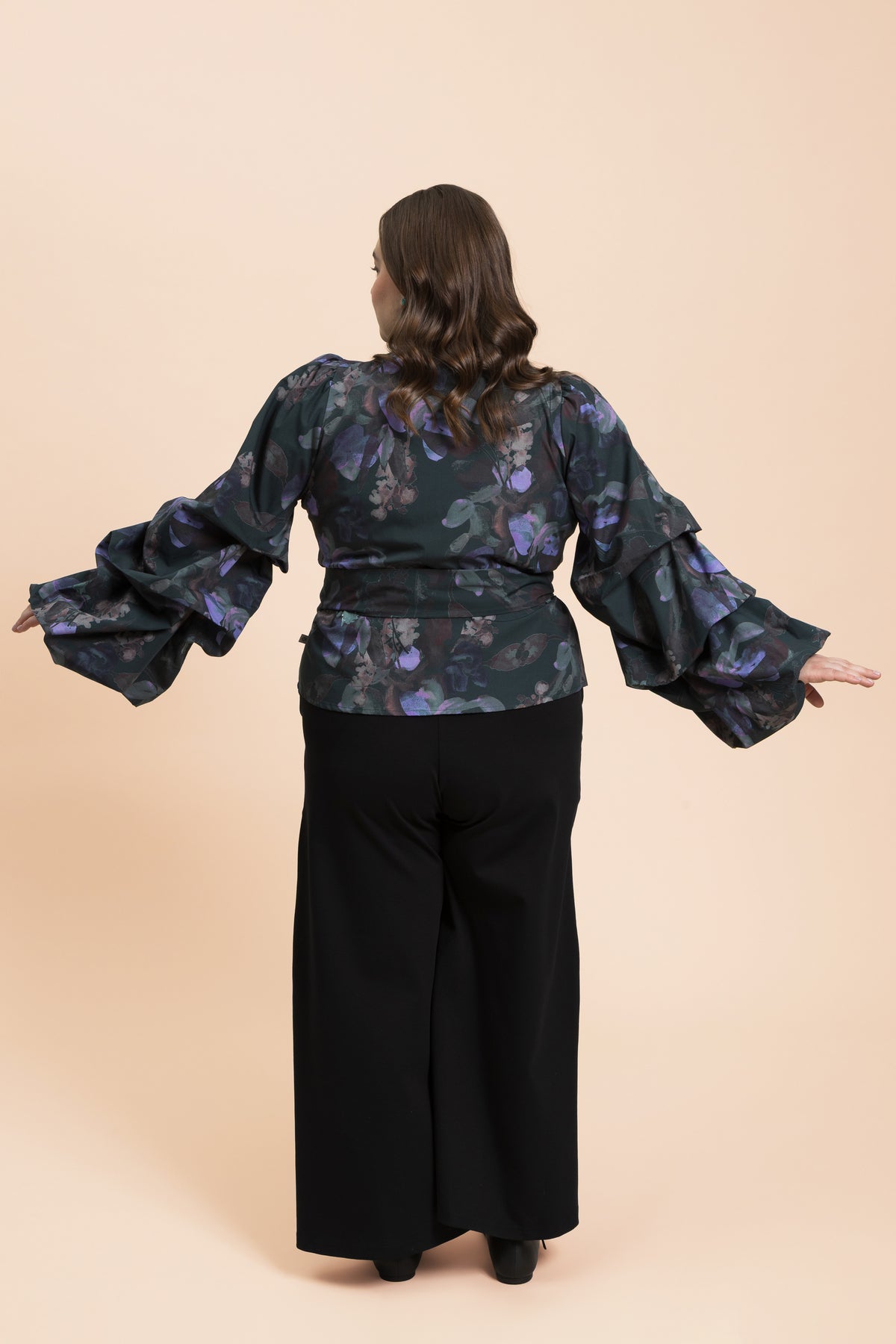 | modelheight:160, size:XL