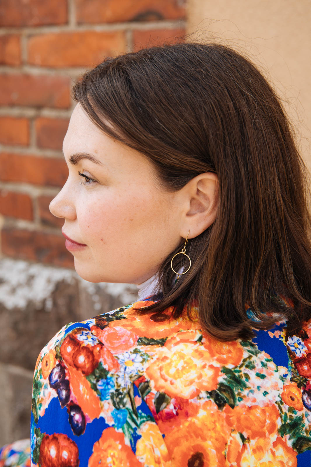 Nepalissa käsintehdyt messinkiset naisten korvakorut