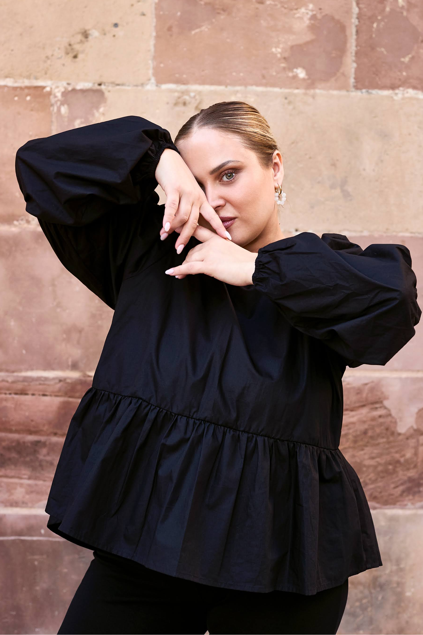 | modelheight:160, size:XL