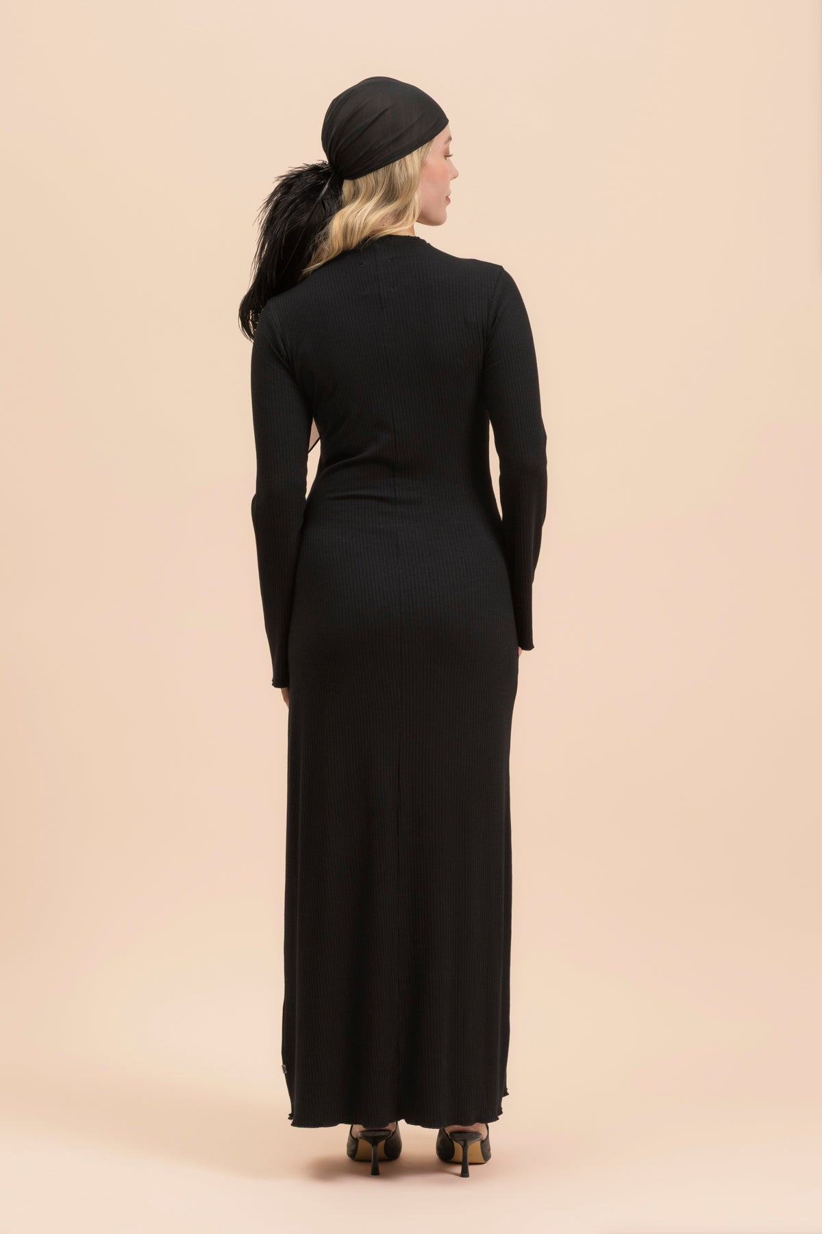 | modelheight:172, size:XS