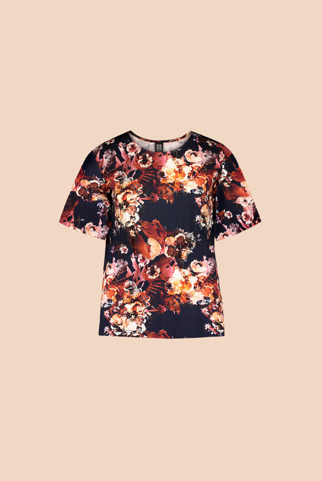 Naisten puuvillainen t-paita kukkakuosilla