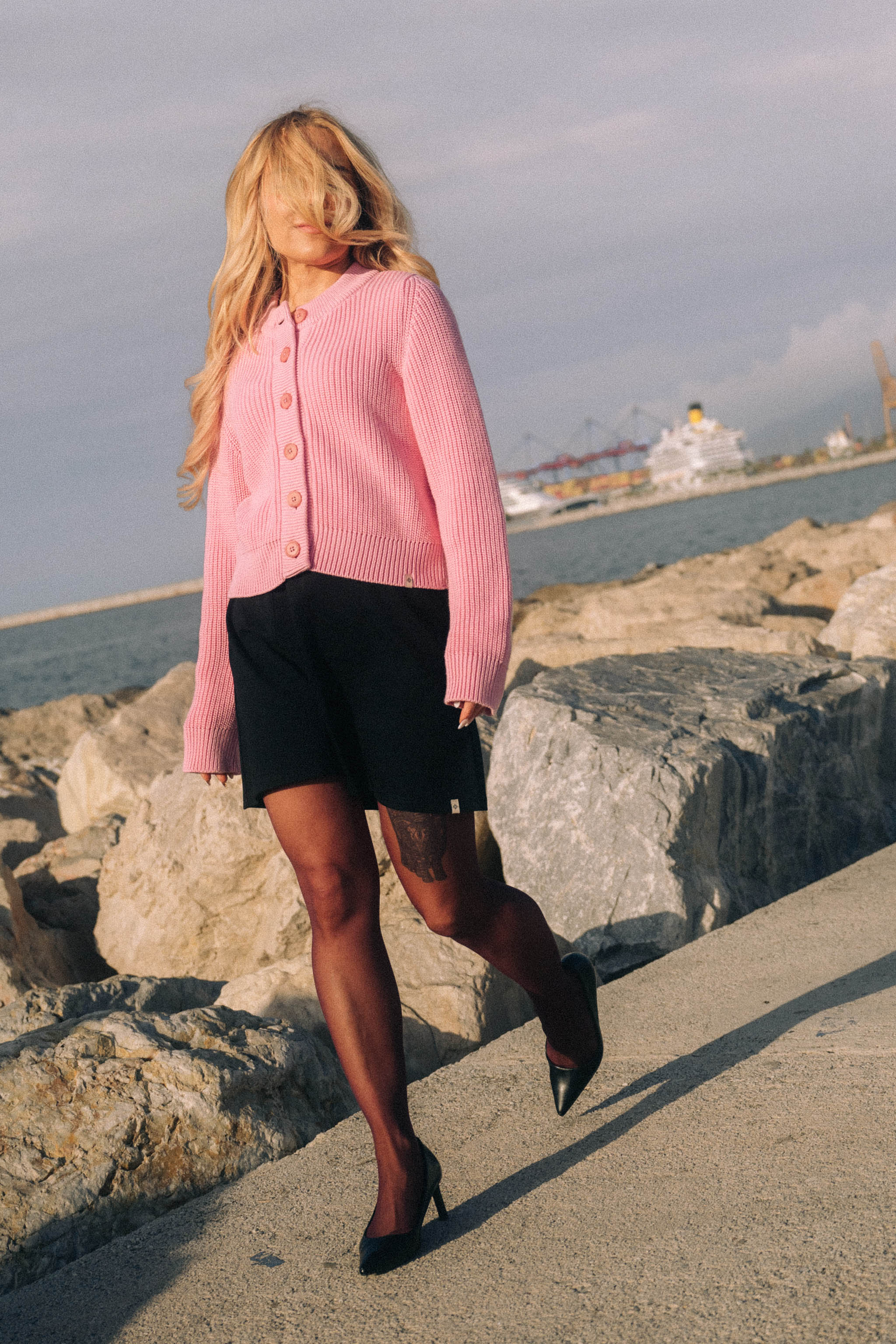 | modelheight:154, size:XS