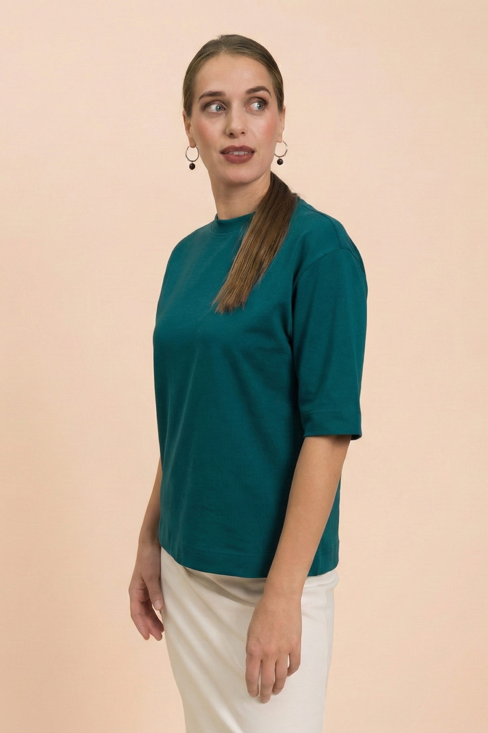 | modelheight:175, size:XS