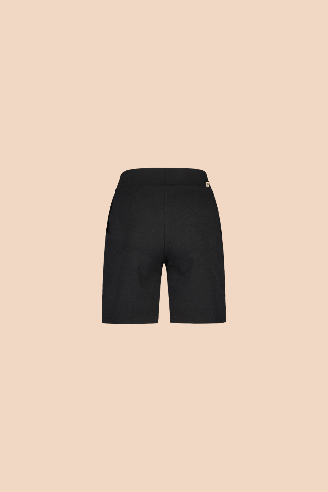 Naisten mustat shortsit