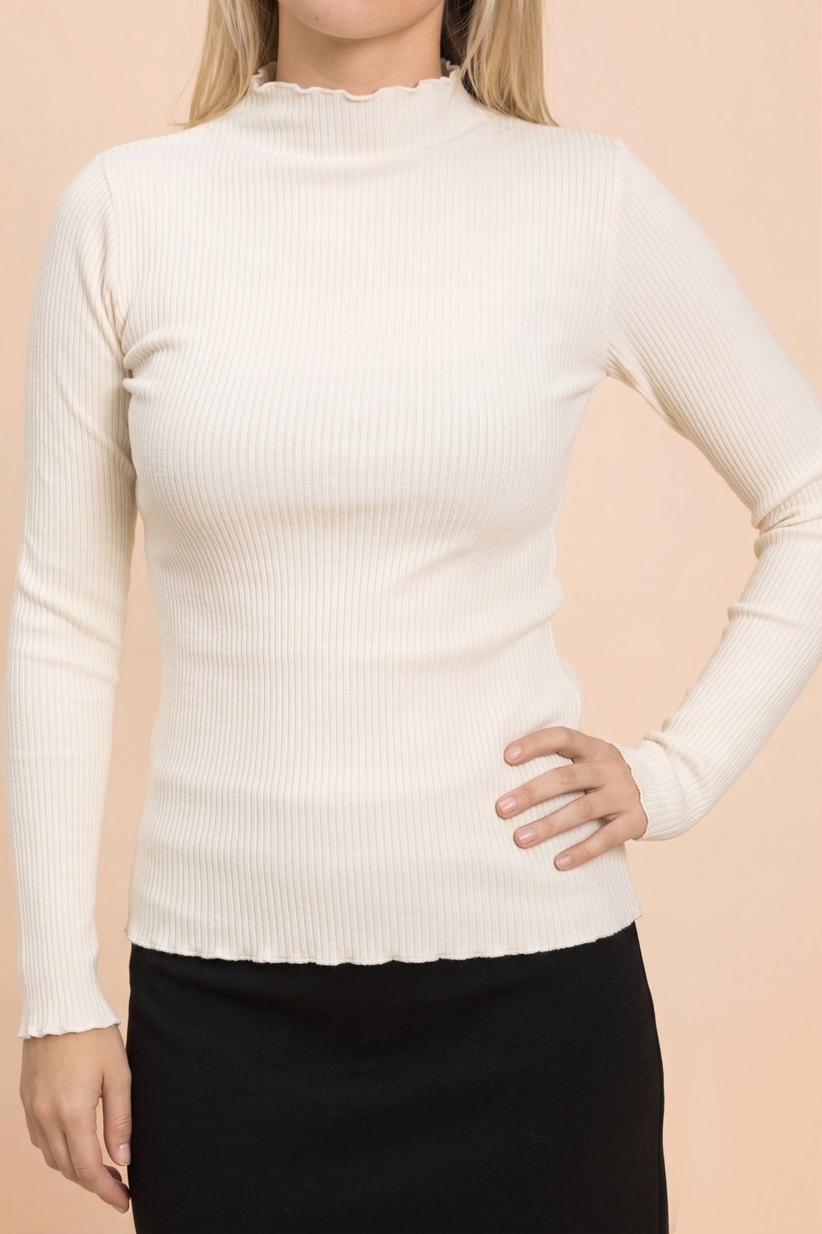 | modelheight:168, size:XS