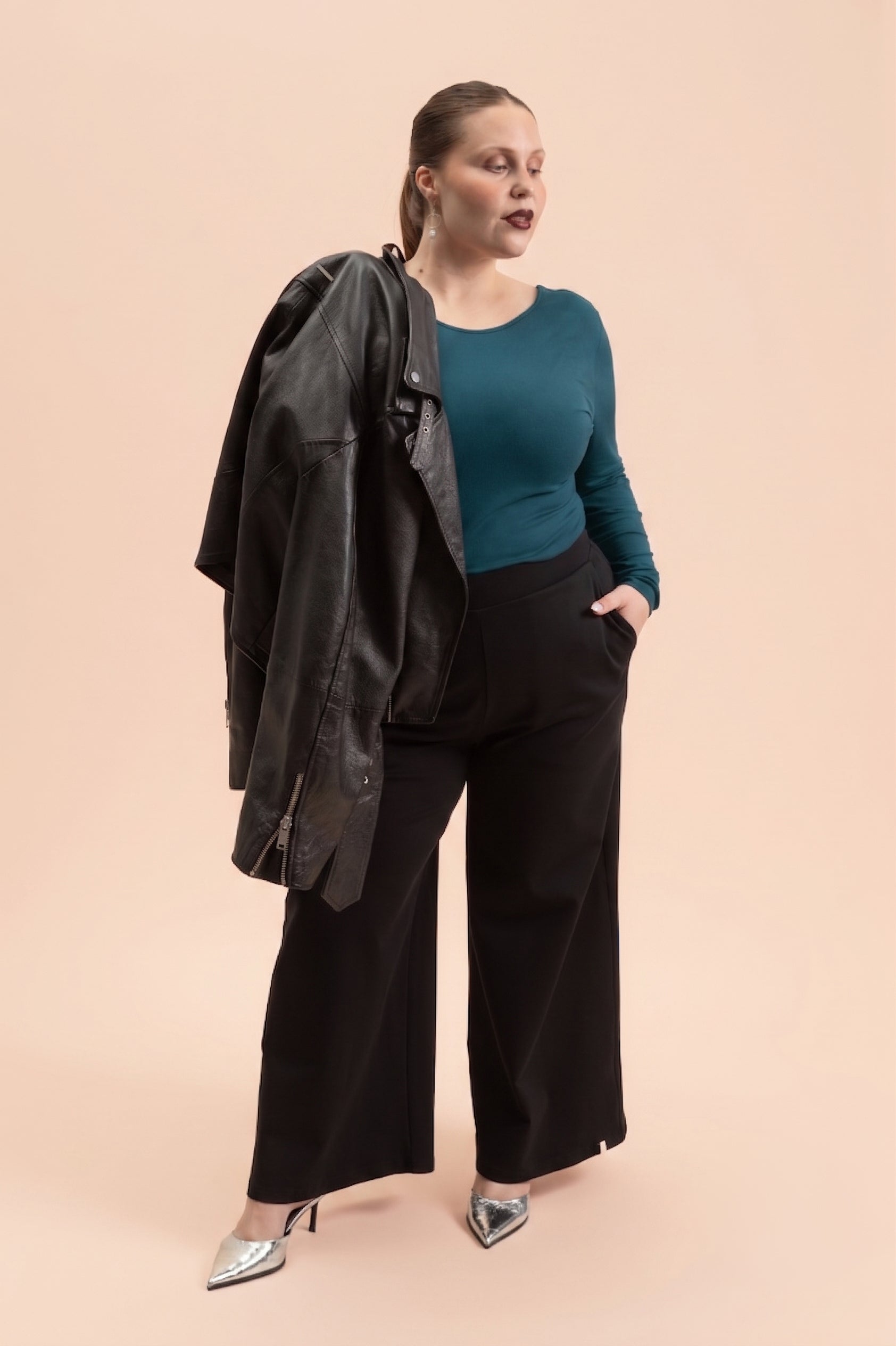| modelheight:163, size:XL