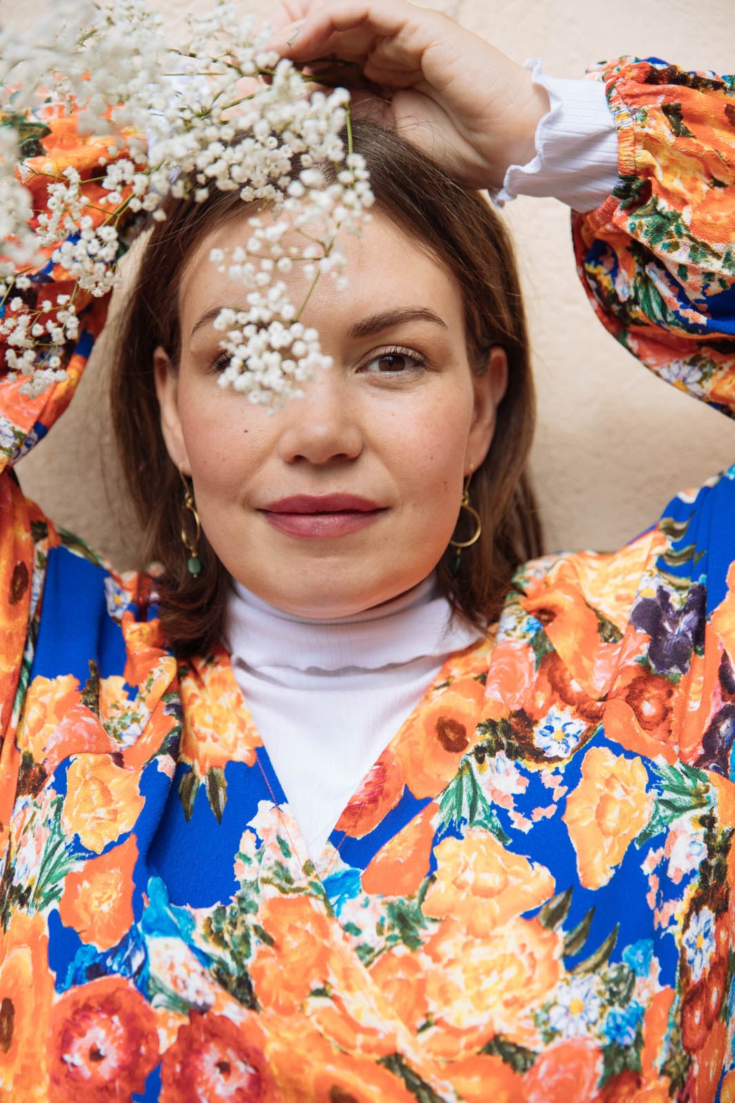 Nepalissa käsintehdyt messinkiset naisten korvakorut