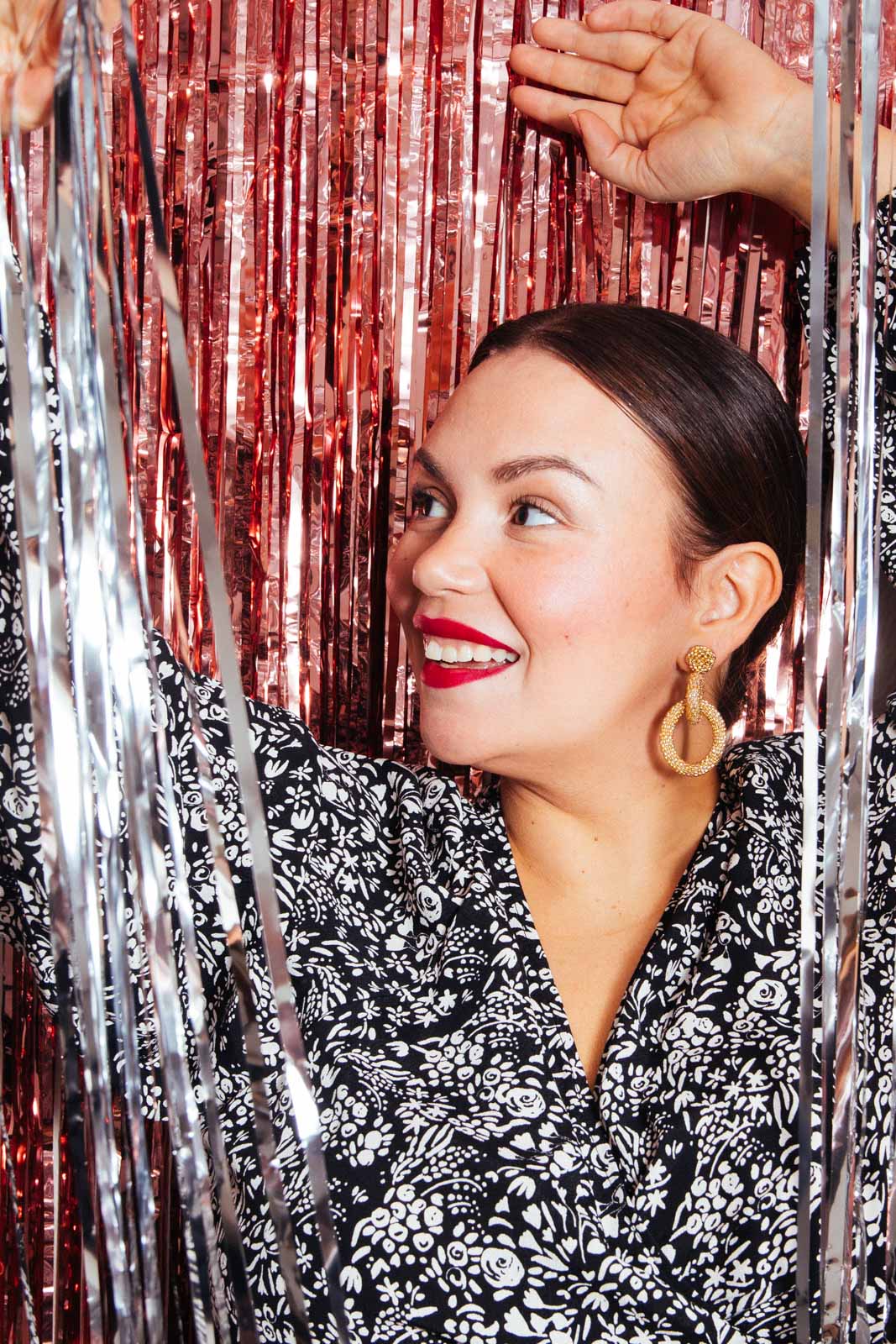 Nepalissa käsintehdyt naisten helmikorvakorut