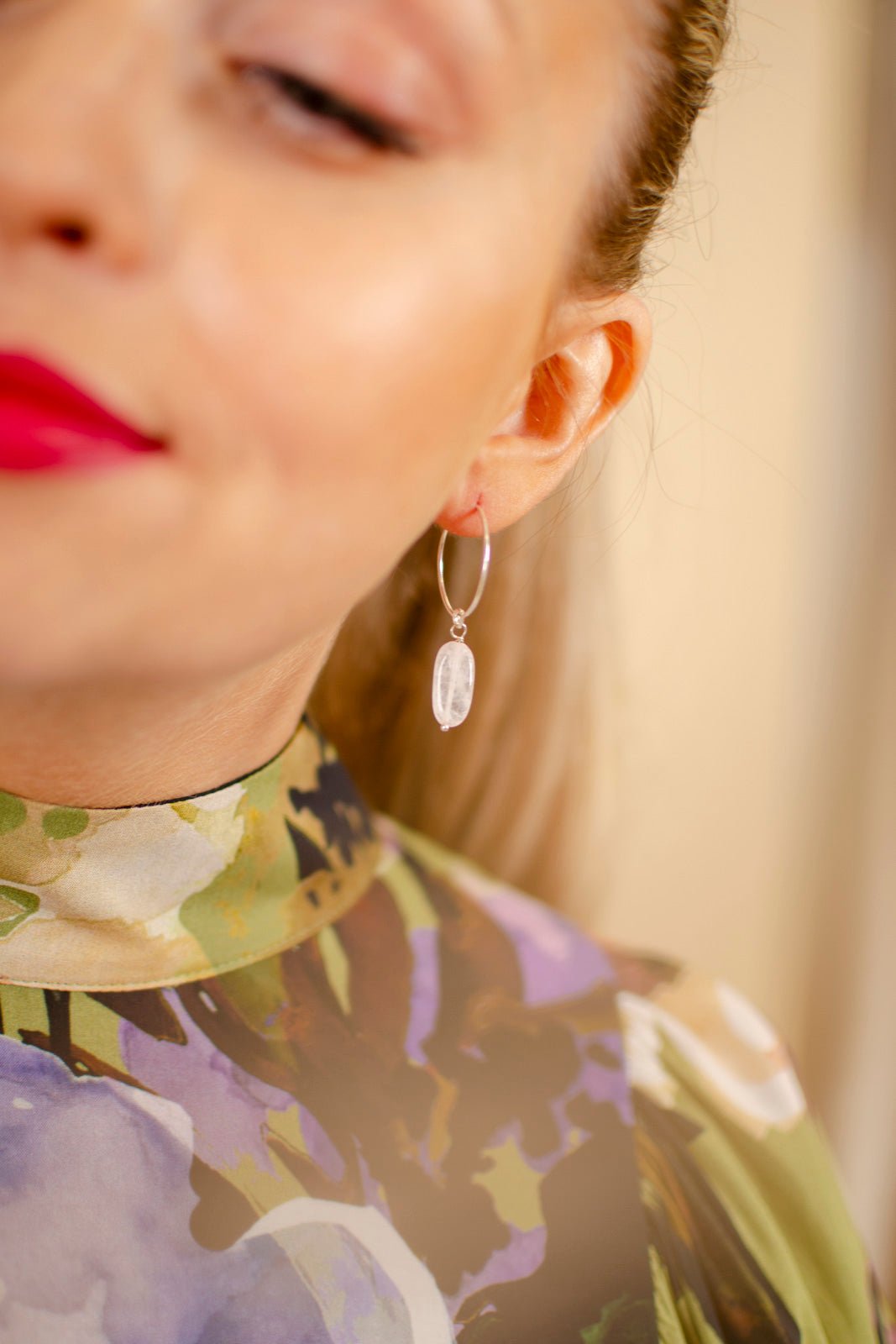 Nepalissa käsintehdyt hopeiset naisten korvakorut