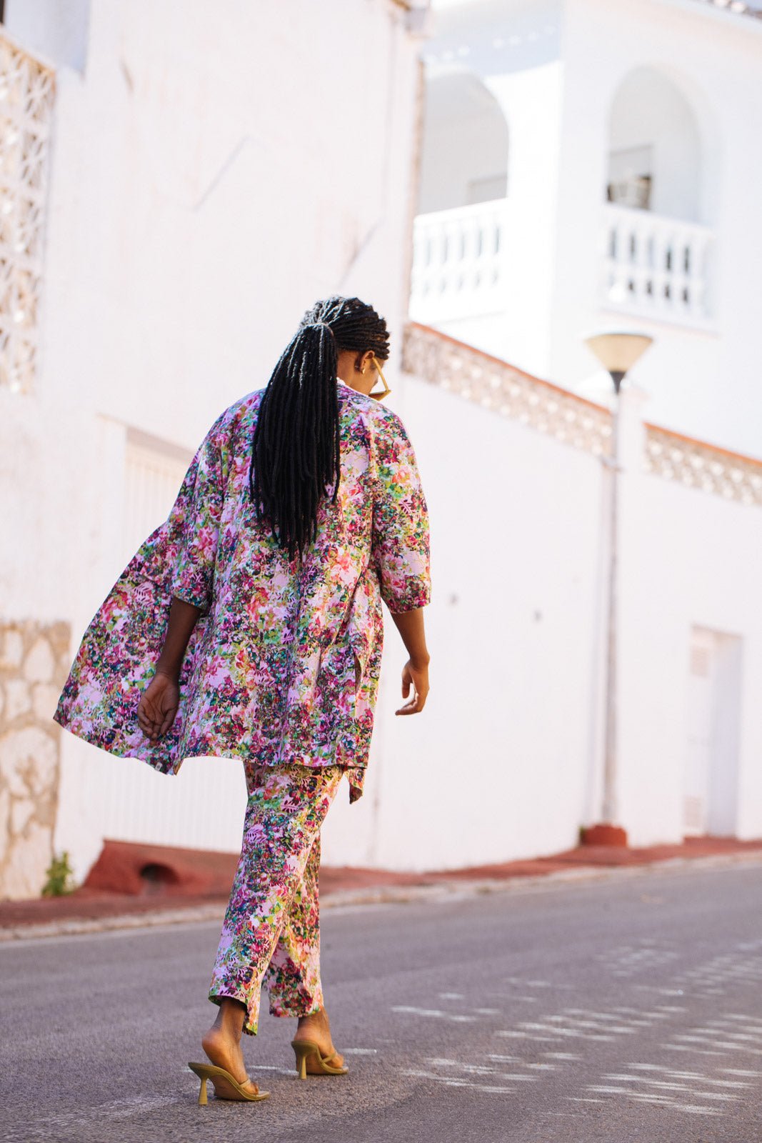 Naisten värikkäät puuvillahousut kukkakuviolla