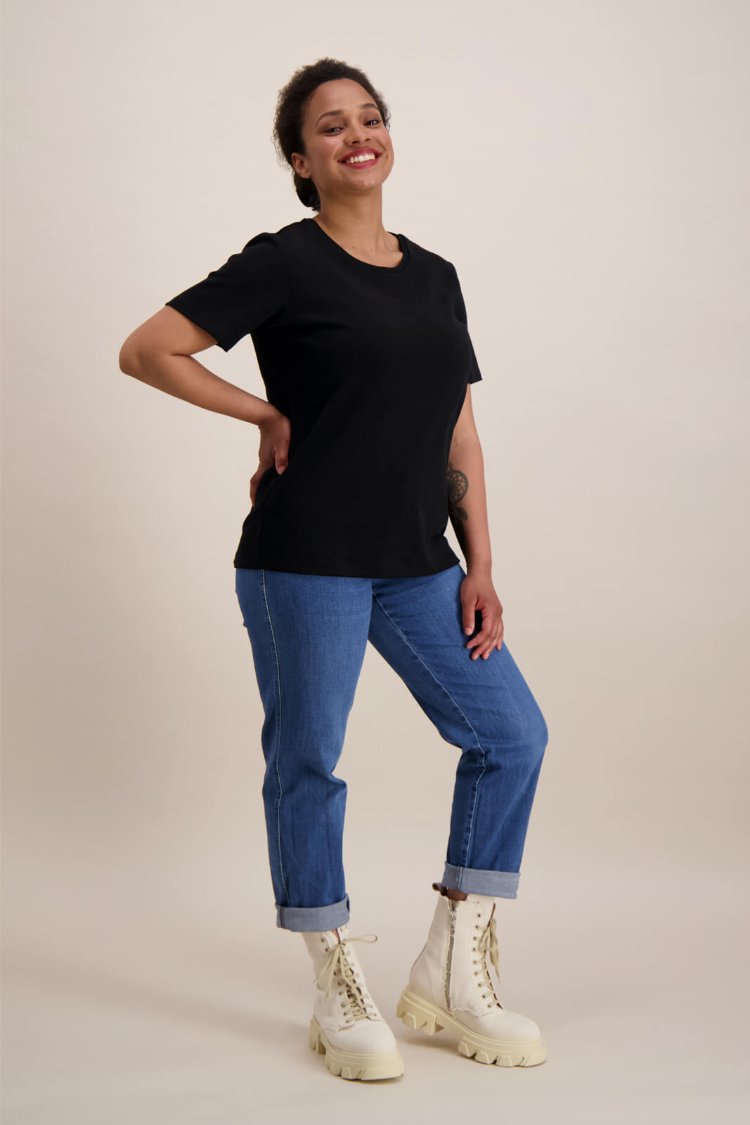 The T-Shirt tuplapakkaus - Black & Black - Kaiko Clothing Company Oy