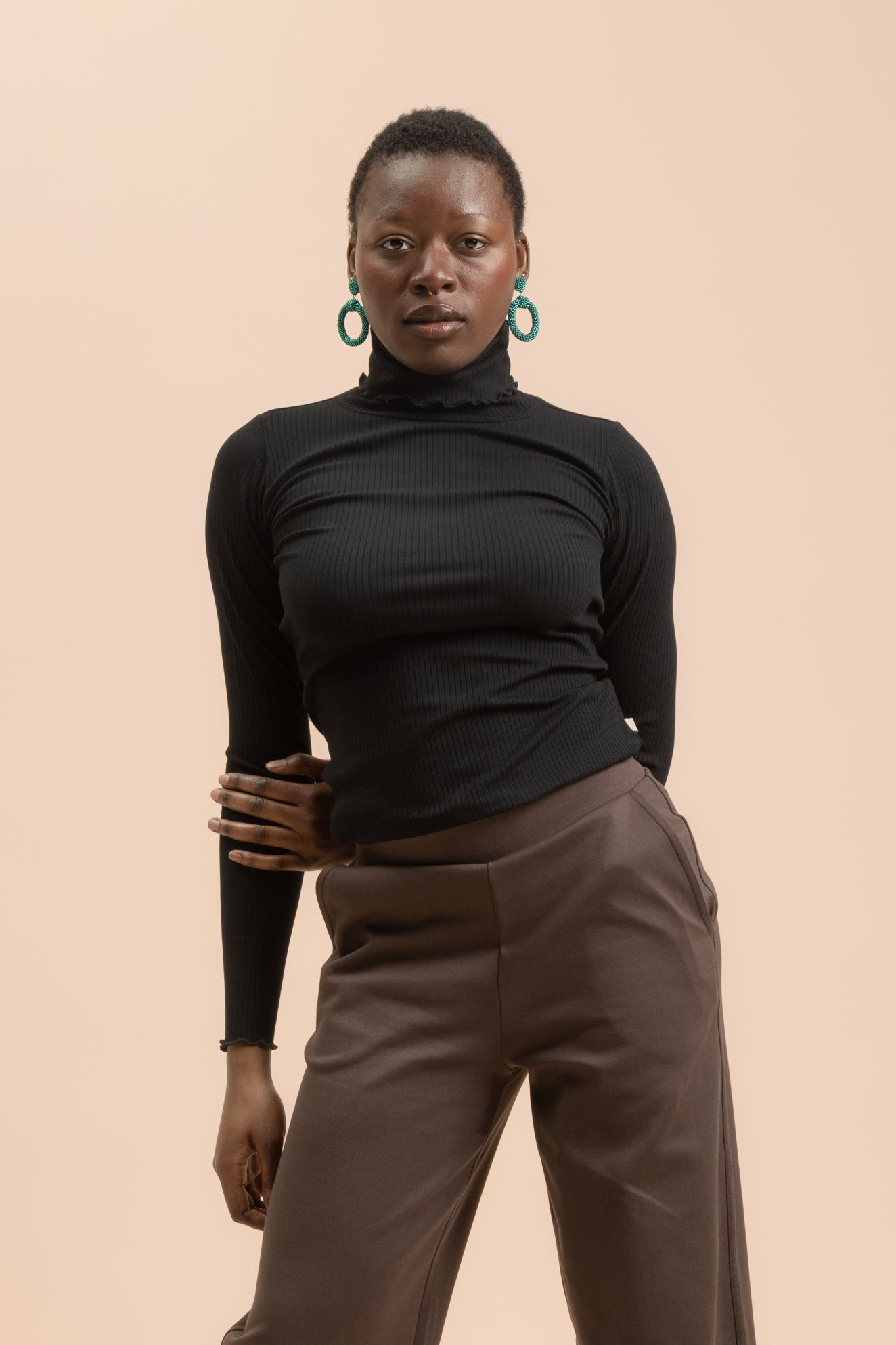 | modelheight:165, size:XS