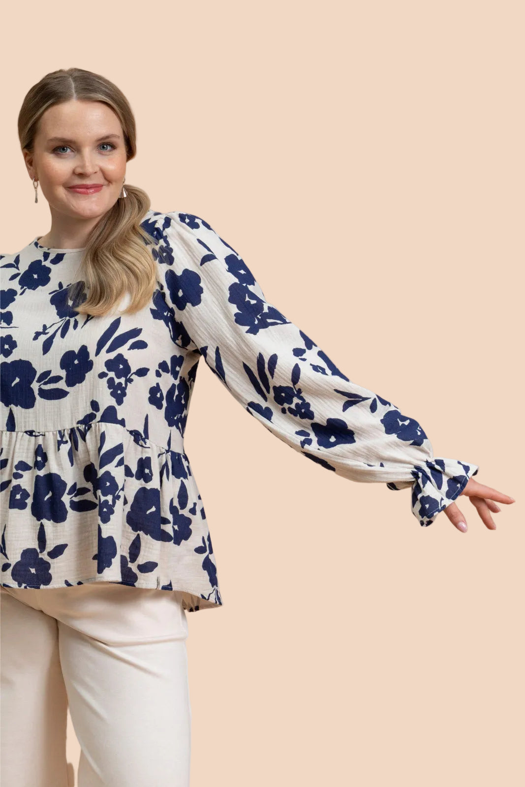 | modelheight:166, size:M