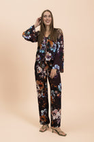| modelheight:175, size:XS