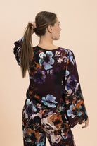 | modelheight:175, size:XS