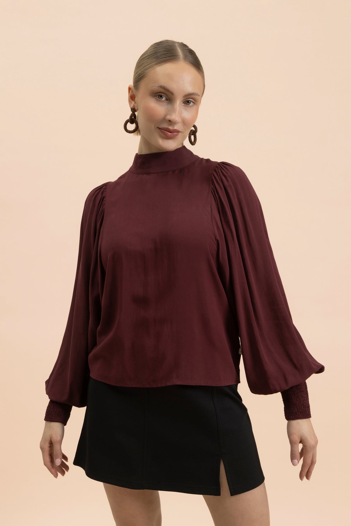 | modelheight:172, size:XS