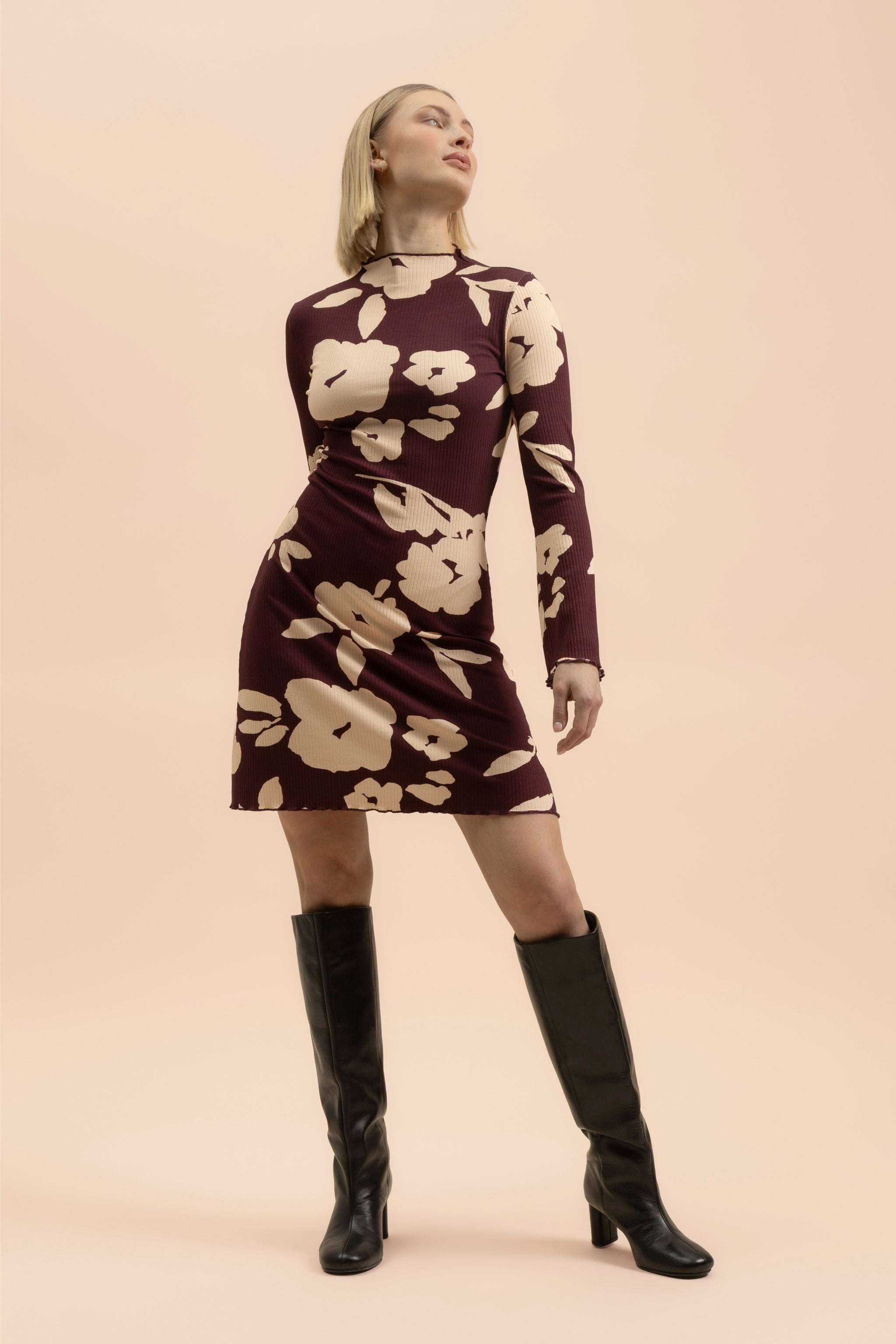  | modelheight:172, size:XS
