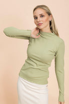 | modelheight:168, size:XS