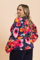 | modelheight:160, size:XL