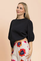 | modelheight:168, size:XS