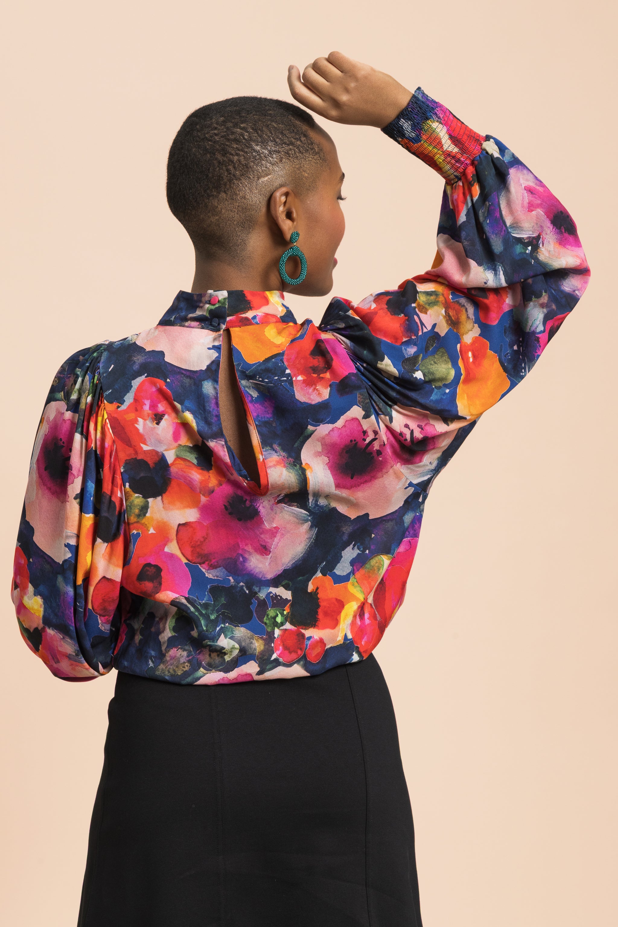 | modelheight:158, size:XS