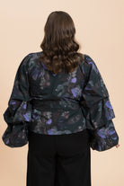 | modelheight:160, size:XL