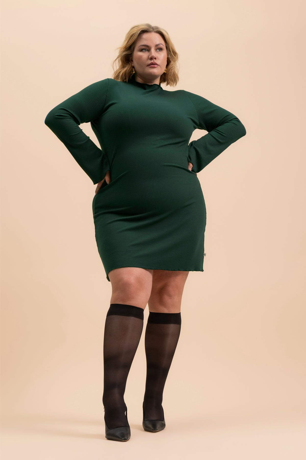 | modelheight:170, size:XL