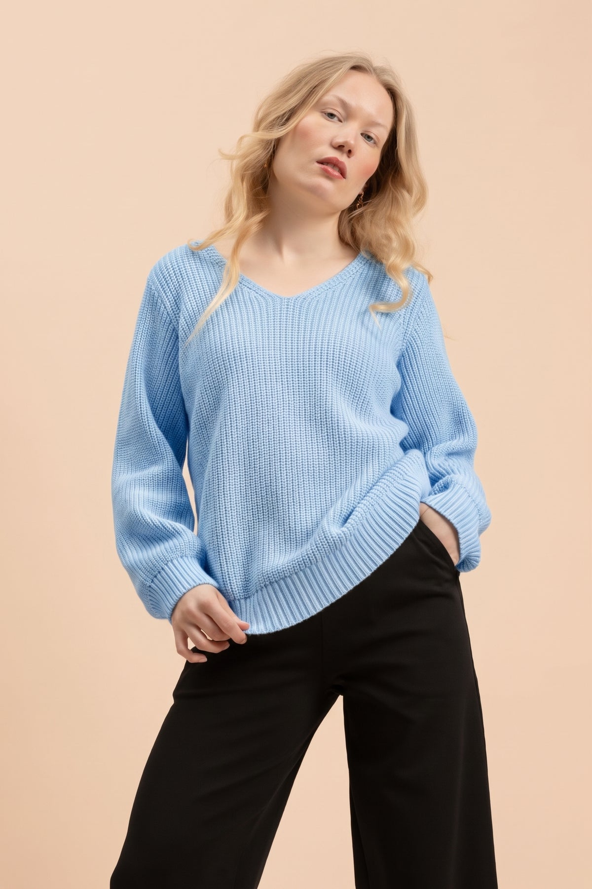 | modelheight:165, size:XS