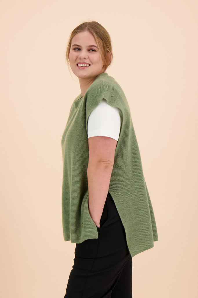 Cashmere Vest, Menthe - Kaiko Clothing Company Oy