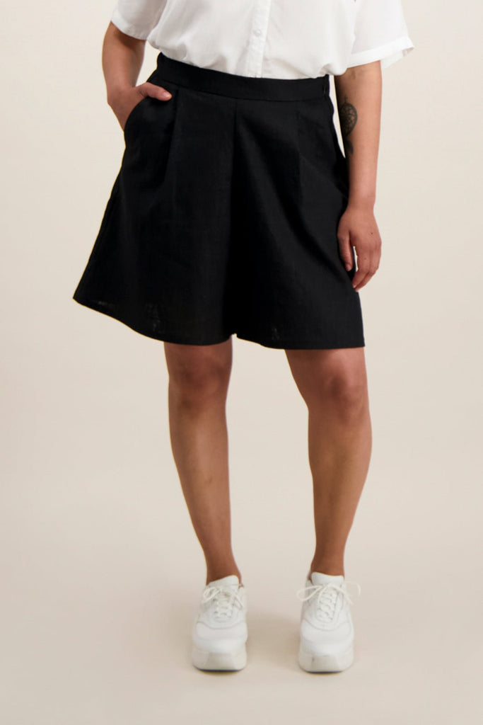 Linen Shorts, Black - Kaiko Clothing Company Oy